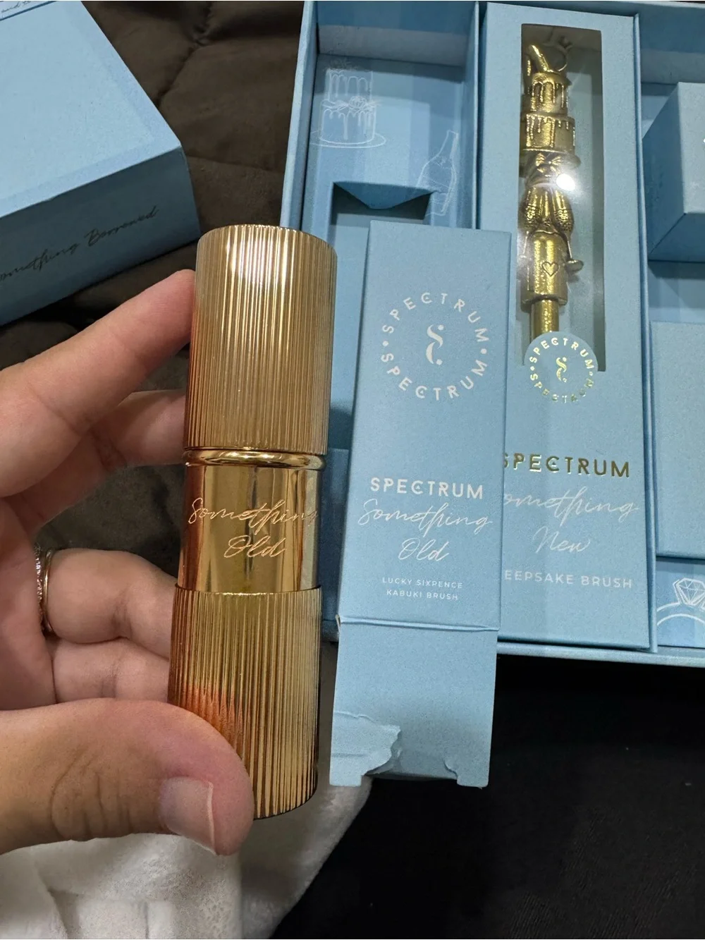 To Have and To Hold Spectrum Light Blue Luxe Makeup Brush Set